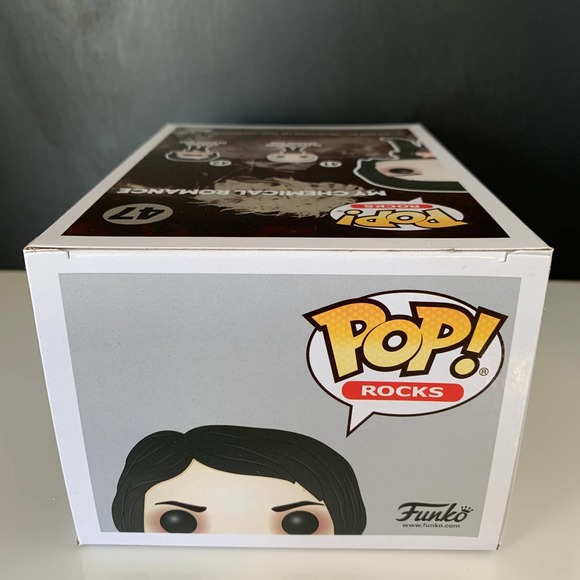 Funko Pop Rocks My Chemical Romance MCR Gerard Way Red Tie Vaulted - Picture 5 of 7